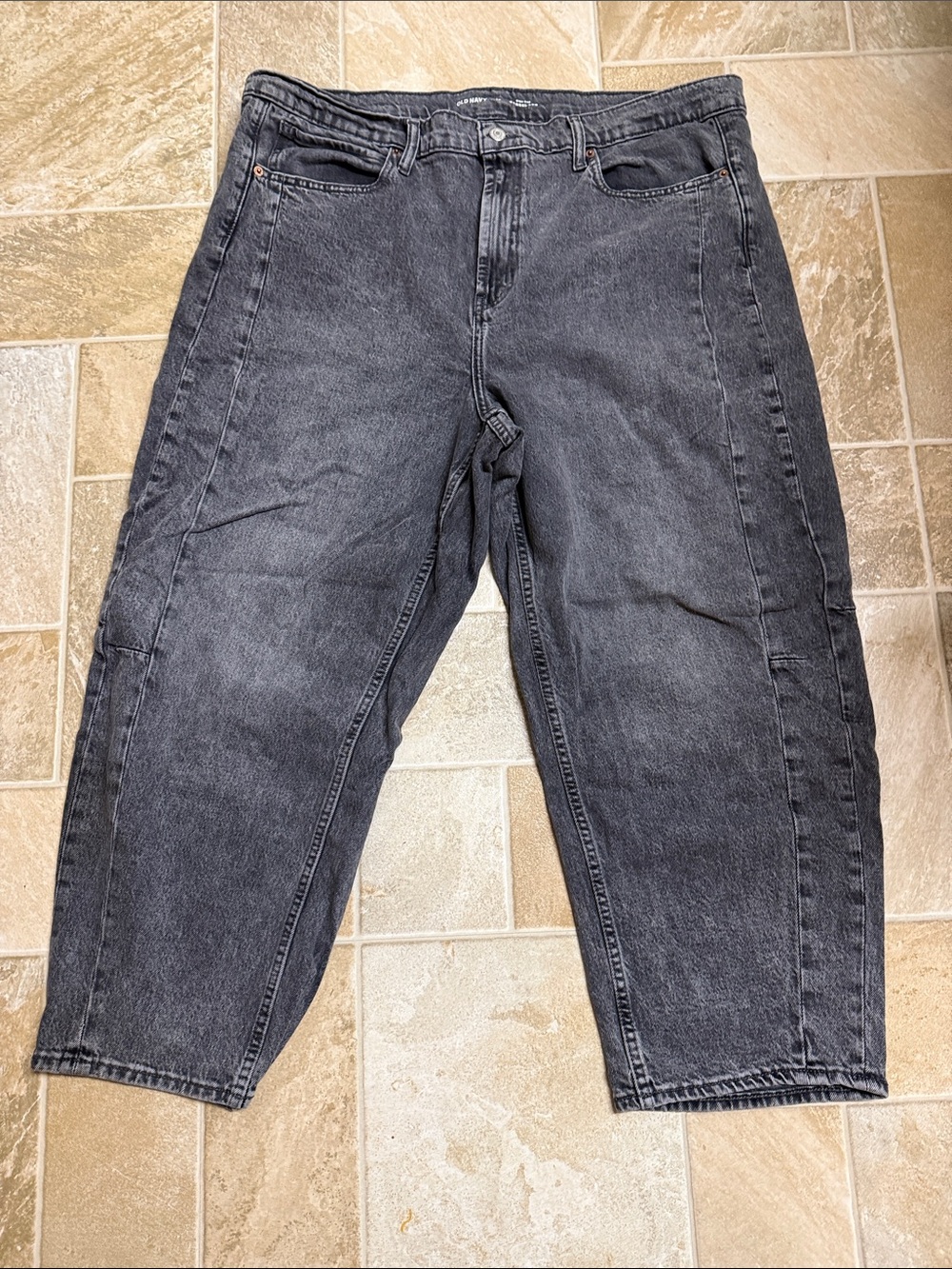 Old Navy women Washed Black Relaxed Jeans